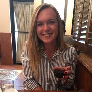 Meet your Posher, Steph